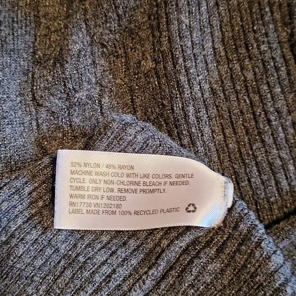 EUC Liz Lange Dark Gray Size Large Maternity Top - Picture 4 of 6